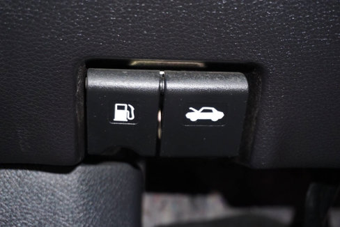 Used 2016 Nissan Rogue S image 34