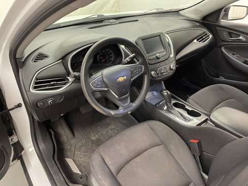 Used 2018 Chevrolet Malibu LS image 19