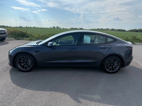 Used 2021 Tesla Model 3 Standard Range Plus image 37