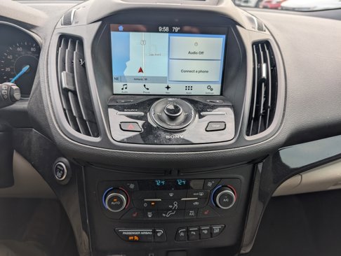Used 2018 Ford Escape Titanium image 11