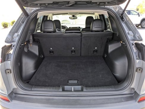 Used 2023 Jeep Cherokee Altitude Lux image 33