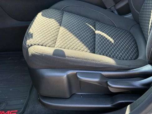 Used 2019 GMC Acadia SLE image 20