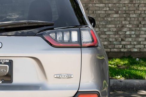 Used 2019 Jeep Cherokee Latitude Plus image 57