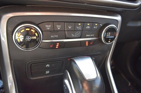 Used 2018 Ford EcoSport SE image 15