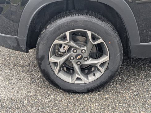 Used 2024 Chevrolet Trax LT image 10