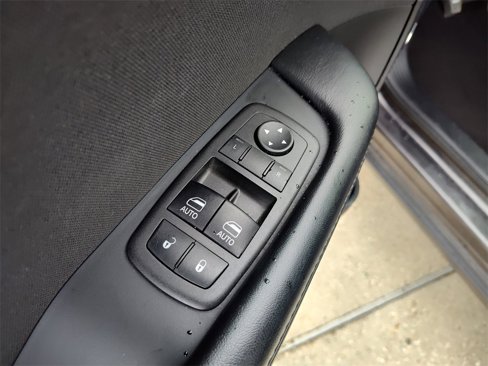 Used 2023 Dodge Challenger SXT image 19