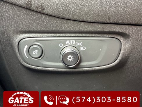 Used 2023 Chevrolet Equinox LT image 27