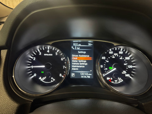 Used 2015 Nissan Rogue SL w/ SL Premium Package image 24