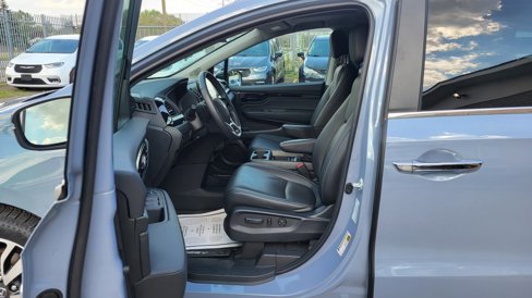 Used 2023 Honda Odyssey Touring image 16