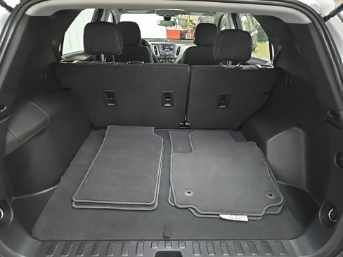 Used 2022 Chevrolet Equinox LS image 11