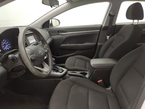 Used 2019 Hyundai Elantra SE w/ Cargo Package image 17