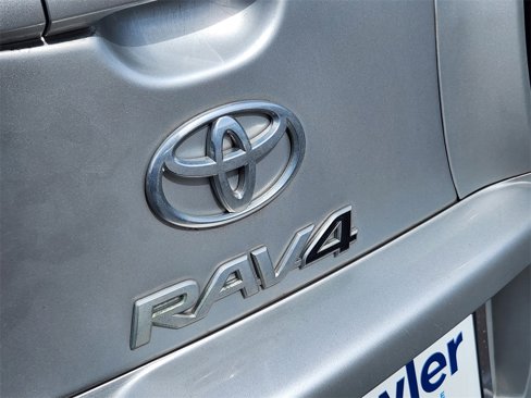 Used 2012 Toyota RAV4 4WD image 7