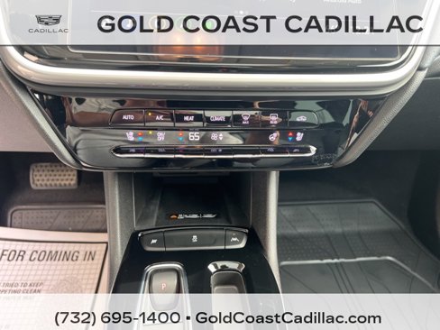 Used 2023 Chevrolet Bolt EUV Premier w/ Sun & Sound Package image 22