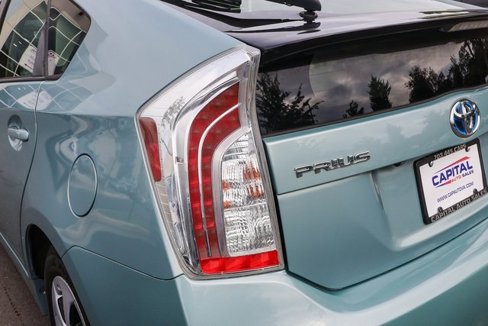 Used 2015 Toyota Prius Three image 21