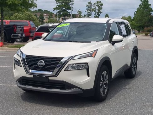 Used 2023 Nissan Rogue SV image 8