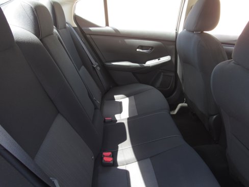 Used 2022 Nissan Sentra SV image 11