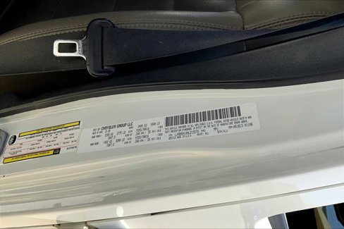 Used 2010 Jeep Wrangler Unlimited Sahara w/ Dual Top Group image 30