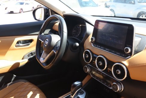 Used 2022 Nissan Sentra SV w/ SV Premium Package image 19
