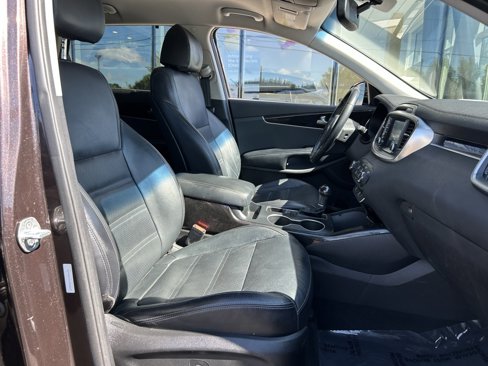 Used 2018 Kia Sorento EX image 28