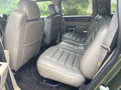 Used 2003 HUMMER H2 Luxury w/ Preferred Equipment Group image 38
