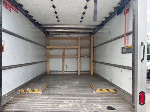 Used 2018 Ford Transit 350 156 DRW image 5