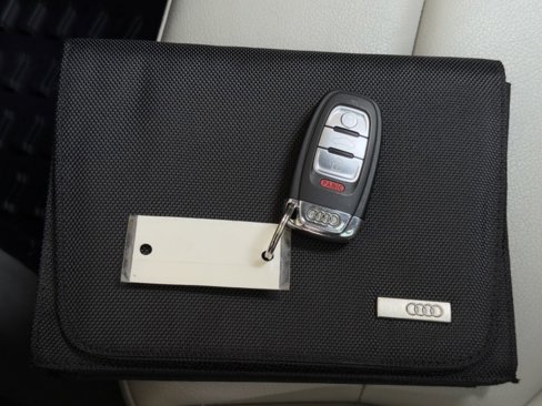 Used 2012 Audi Q5 3.2 Prestige w/ Prestige Pkg image 43