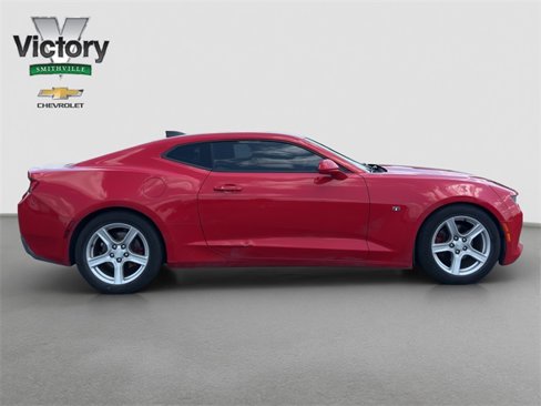 Used 2017 Chevrolet Camaro LT image 7