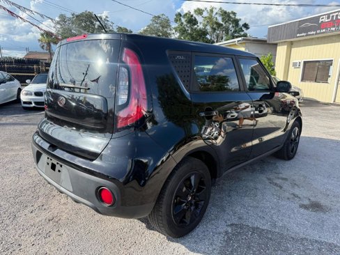 Used 2017 Kia Soul image 5