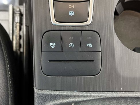 Used 2022 Ford Escape Titanium image 26