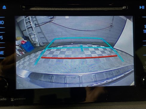 Used 2015 Toyota Sienna LE image 27