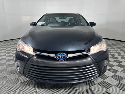 Used 2016 Toyota Camry XLE image 5