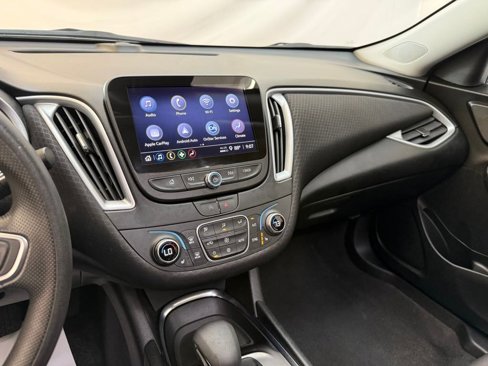 Used 2023 Chevrolet Malibu LT image 11