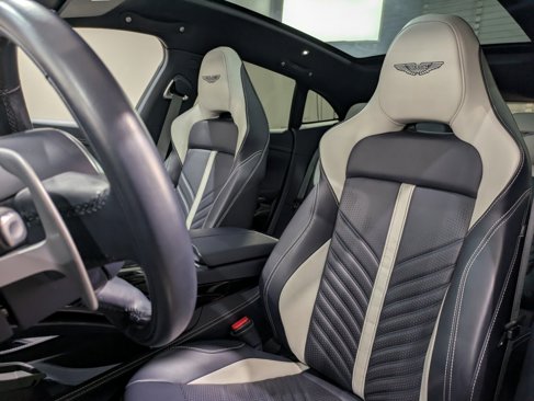 Used 2024 Aston Martin DBX 707 image 12