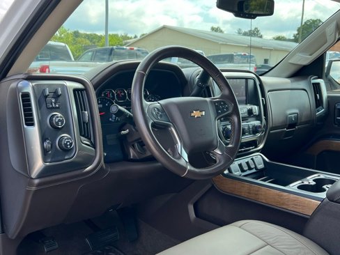 Used 2018 Chevrolet Silverado 1500 LTZ w/ Sport Package image 12