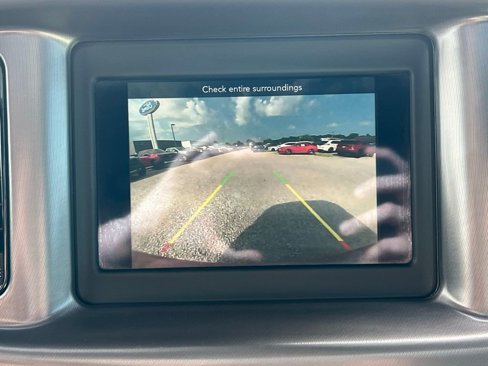 Used 2020 Dodge Charger SXT w/ Blacktop Package image 29