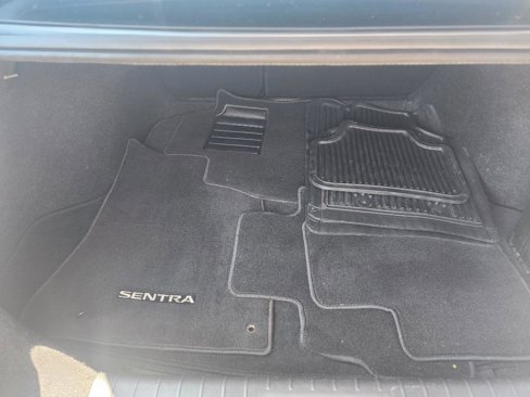 Used 2021 Nissan Sentra SV image 5