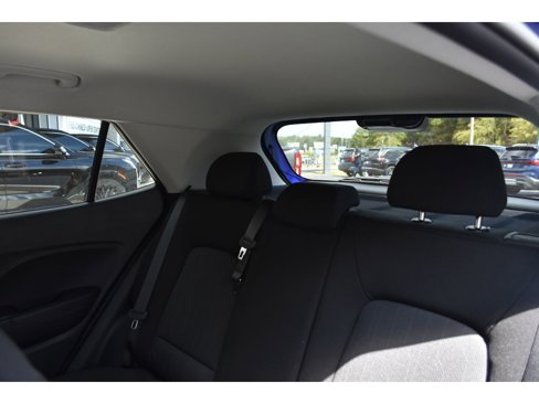 New 2025 Hyundai Venue SE image 27