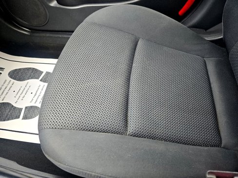 Used 2009 Hyundai Elantra image 32