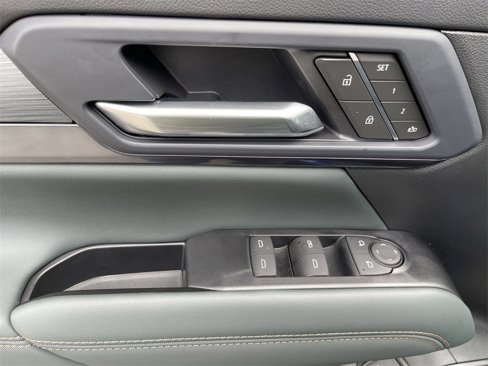 New 2026 GMC Terrain AT4 w/ Convenience Package III image 23
