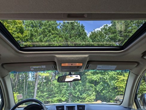 Used 2011 Toyota Highlander 2WD image 22