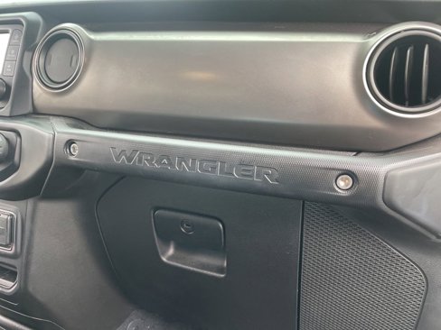 Used 2019 Jeep Wrangler Unlimited Sport S image 43