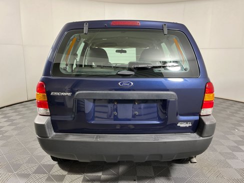Used 2003 Ford Escape XLS image 7