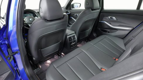 Used 2021 BMW 330i xDrive Sedan w/ M Sport Package image 40