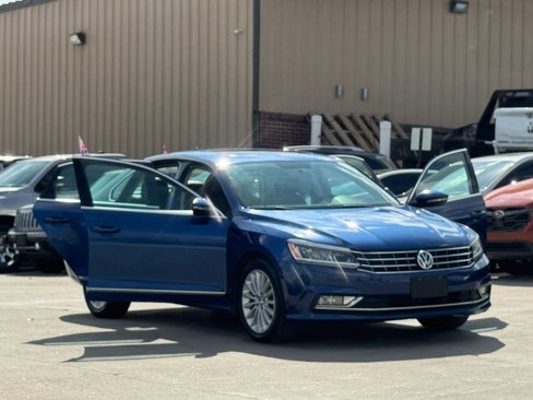 Used 2016 Volkswagen Passat 1.8T SE w/ Lighting Package (P06) image 20