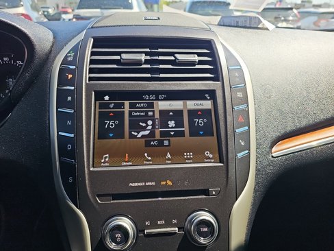 Used 2019 Lincoln MKC Reserve image 24