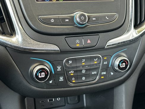 Used 2024 Chevrolet Equinox LT image 23