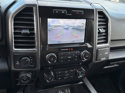 Used 2016 Ford F150 XLT w/ Equipment Group 302A Luxury image 31