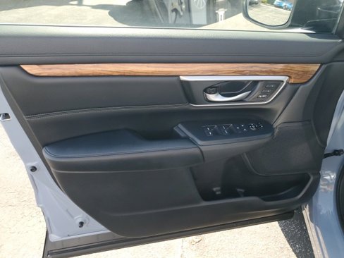 Used 2020 Honda CR-V Touring image 24