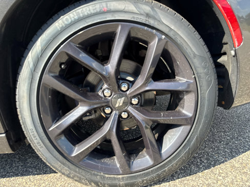 Used 2020 Dodge Charger SXT w/ Blacktop Package image 29