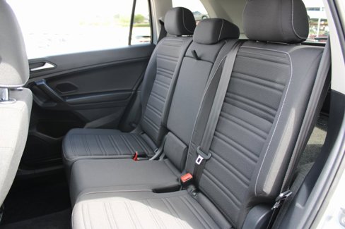 Used 2022 Volkswagen Tiguan S image 19
